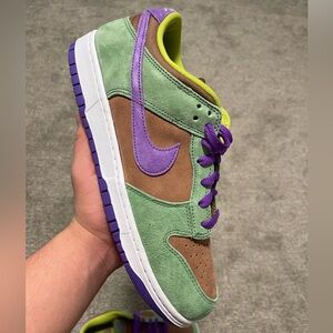 Nike dunk low veneer brand new